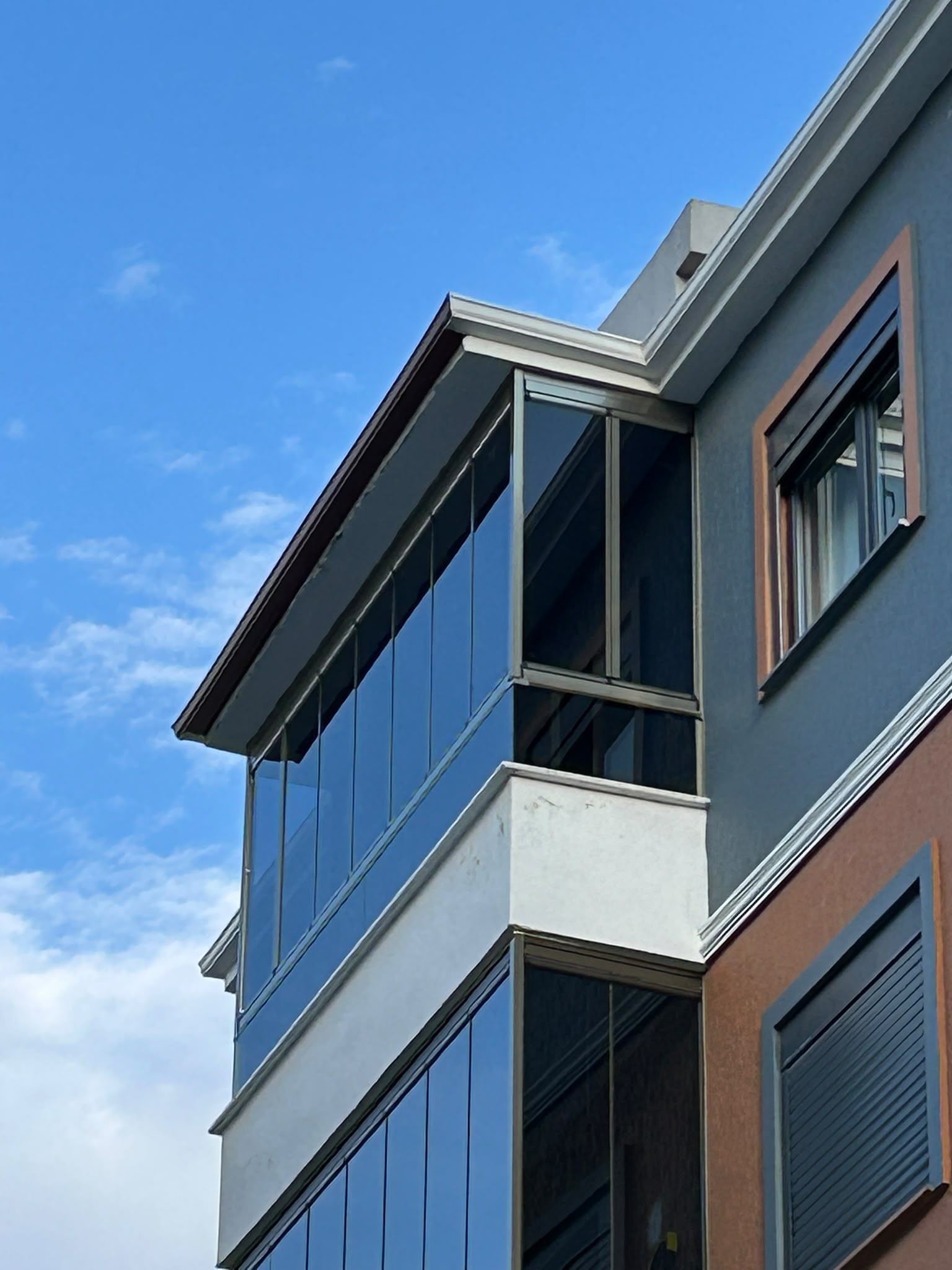 Edremit Sürme Cam Balkon Uygulamamız
